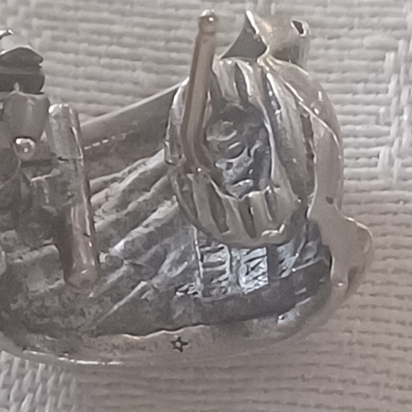 David Yurman Thoroughbred Omega Back Earrings, SS & 14k - Picture 8 of 9